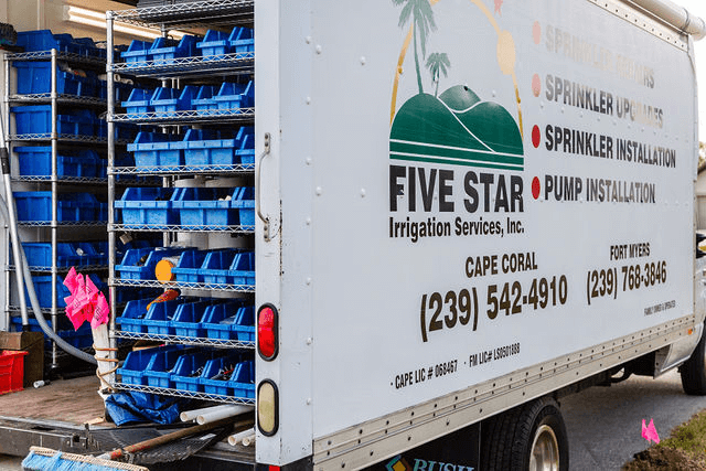 411e308d7d904719a78f3fd756be9c50-large